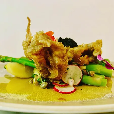 Проживание в семье Belle De Nuit