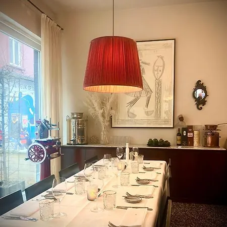 Belle De Nuit Проживание в семье