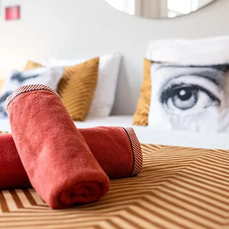 Belle De Nuit Homestay Ostend