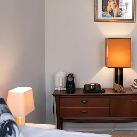 Belle De Nuit Quarto em Acomodações Particulares Ostend