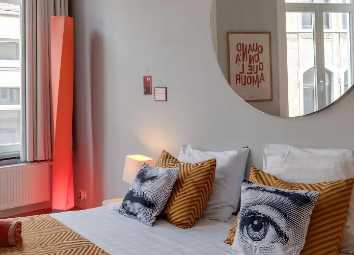 Belle De Nuit 奥斯滕德