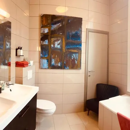 Belle De Nuit Δωμάτια σε οικογενειακή κατοικία *