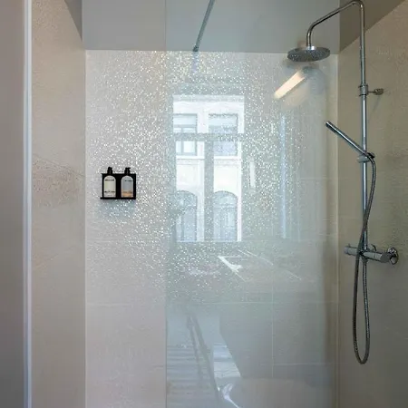 Δωμάτια σε οικογενειακή κατοικία Belle De Nuit *